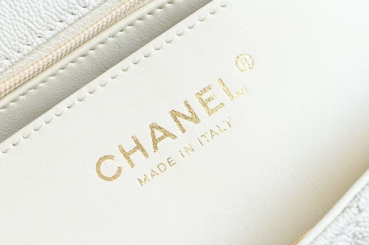Chanel 2026 Quilted Mini Top Handle Rectangular Flap 20cm White Gold Caviar Leather