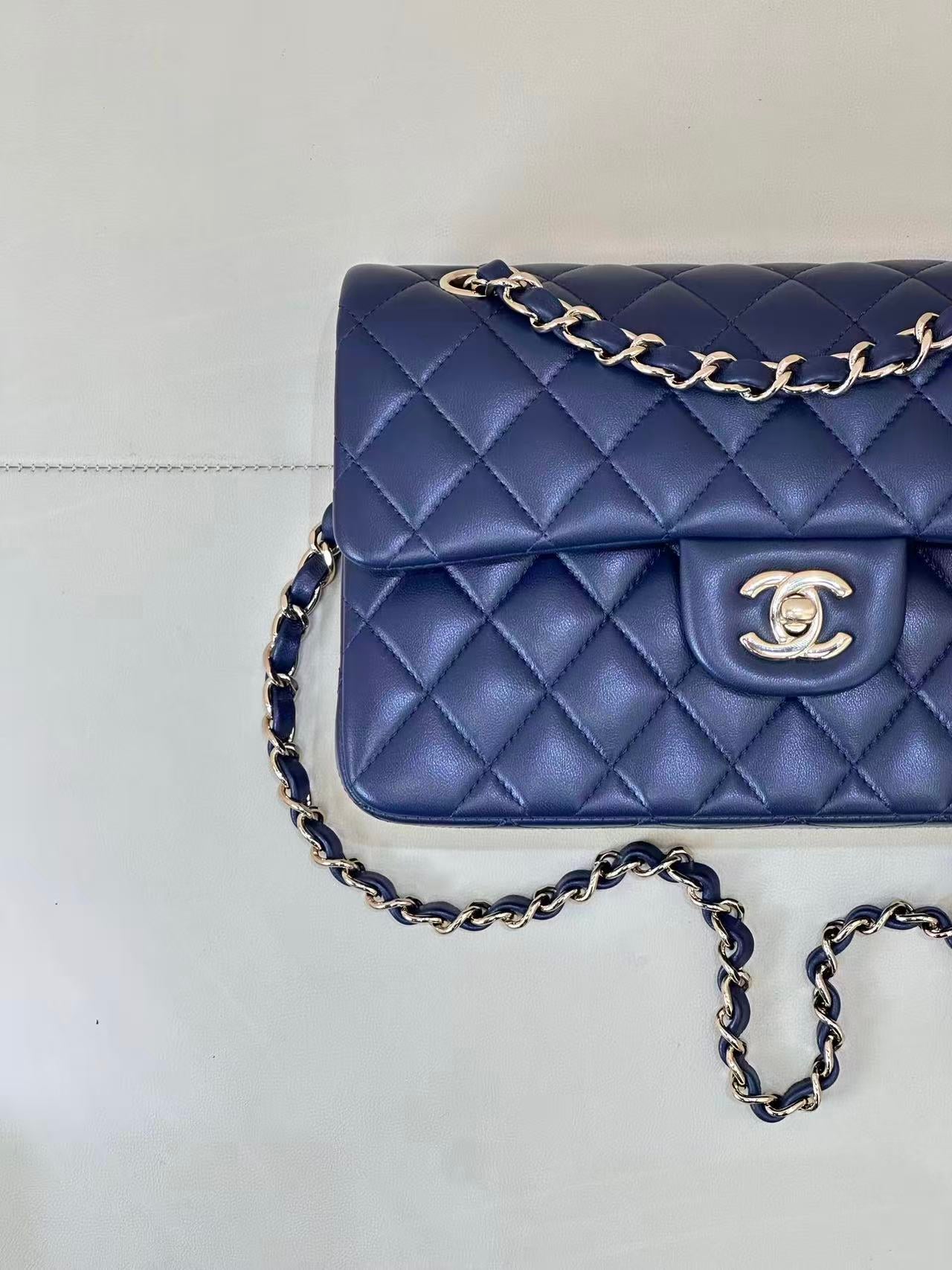 Chanel 202 Classic Double Flap Bag 25cm Navy Blue Quilted Lambskin