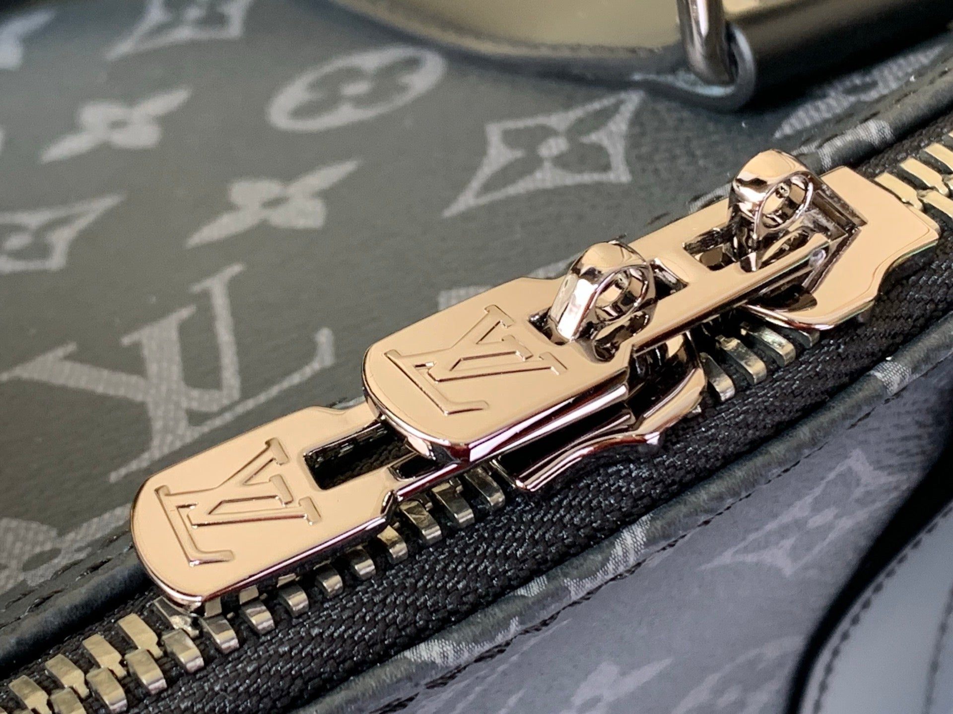 LV 2026 Keepall Bandouliere 55cm Bag Grey Monogram Eclipse Canvas And Cowhide