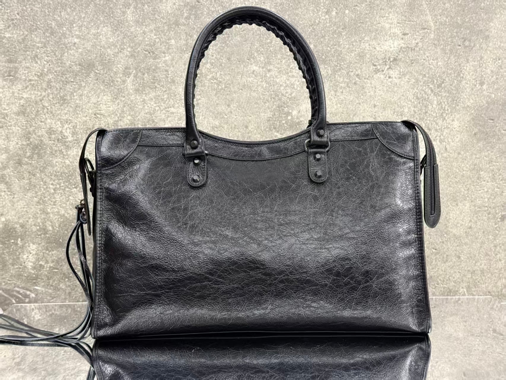 Balenciaga 2026 Le City Large Bag 46cm Black Crinkled Leather