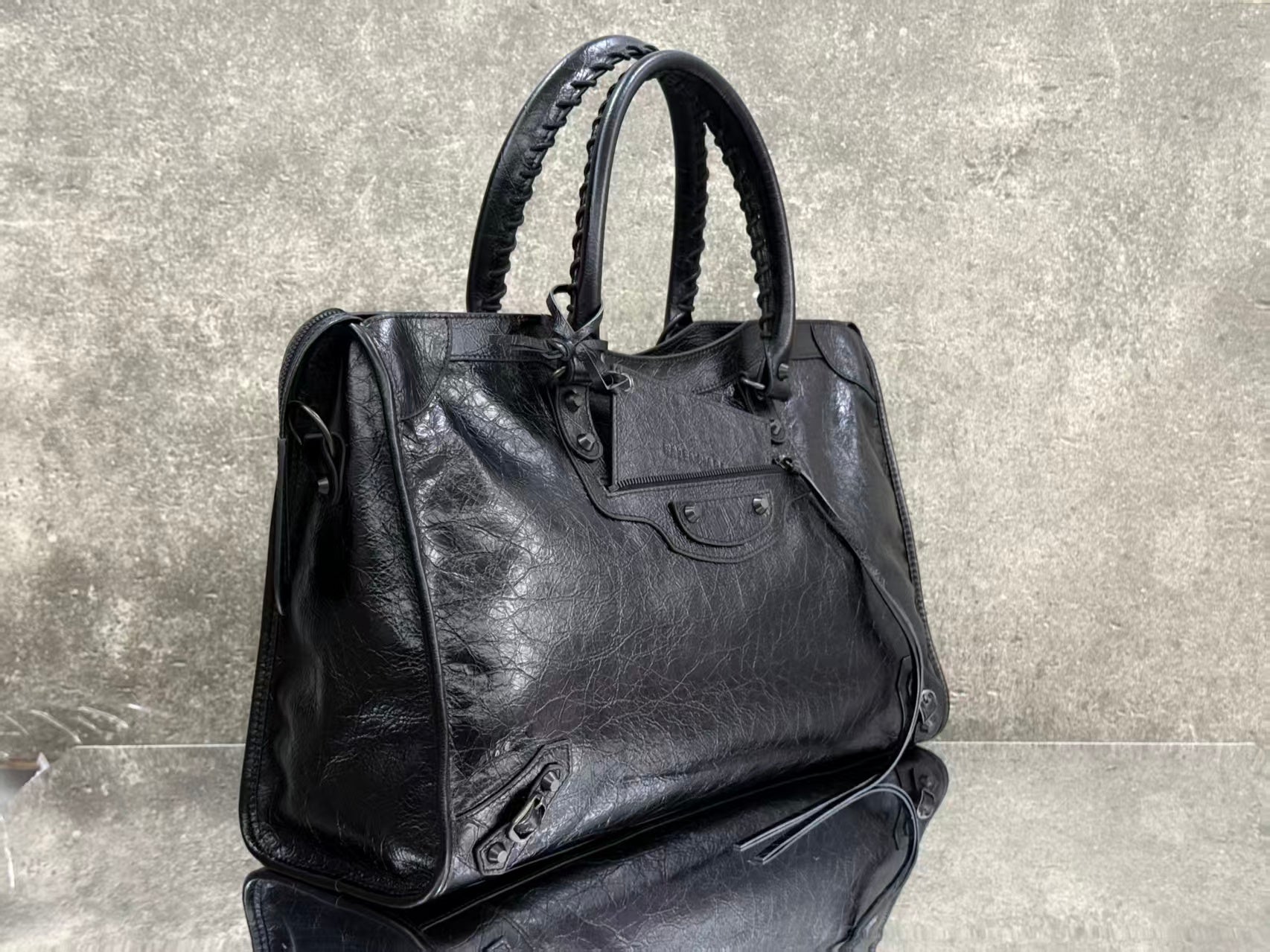 Balenciaga 2026 Le City Large Bag 46cm Black Crinkled Leather