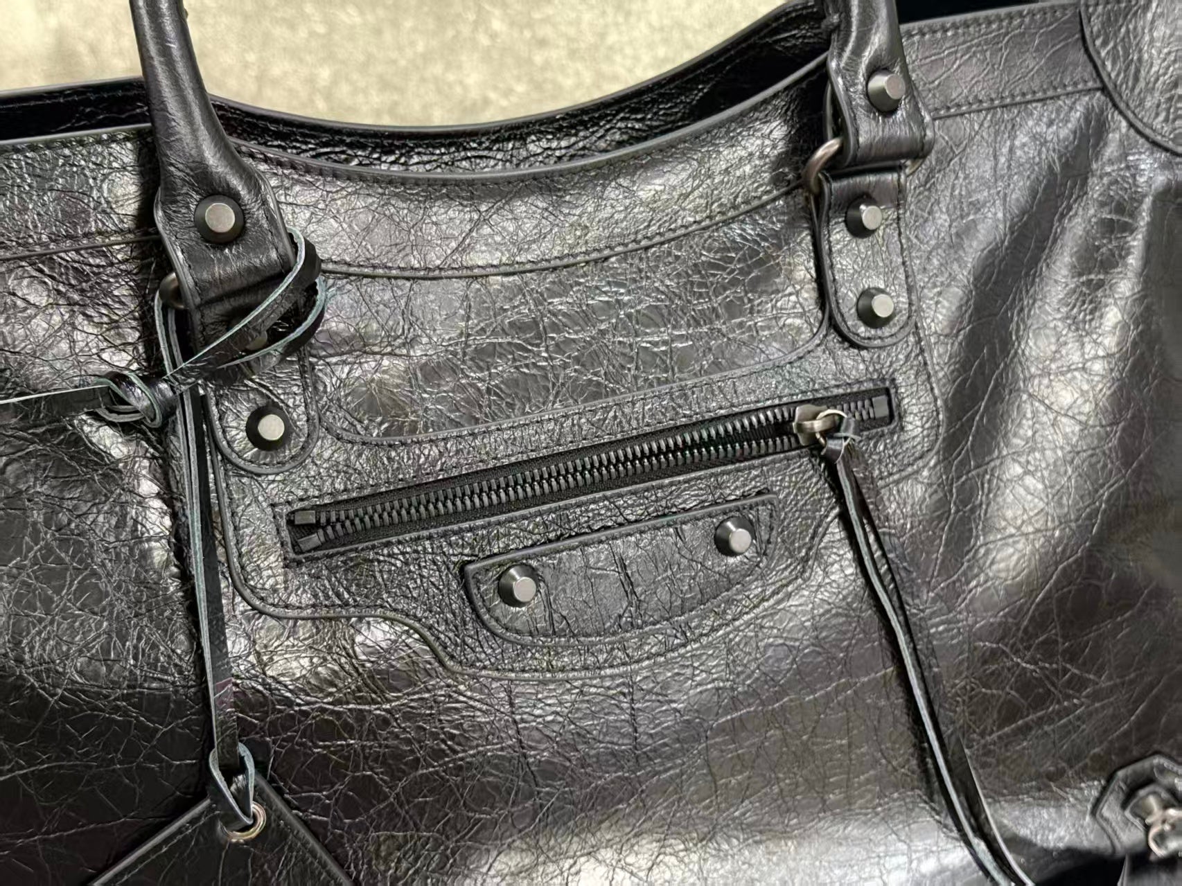 Balenciaga 2026 Le City Large Bag 46cm Black Crinkled Leather