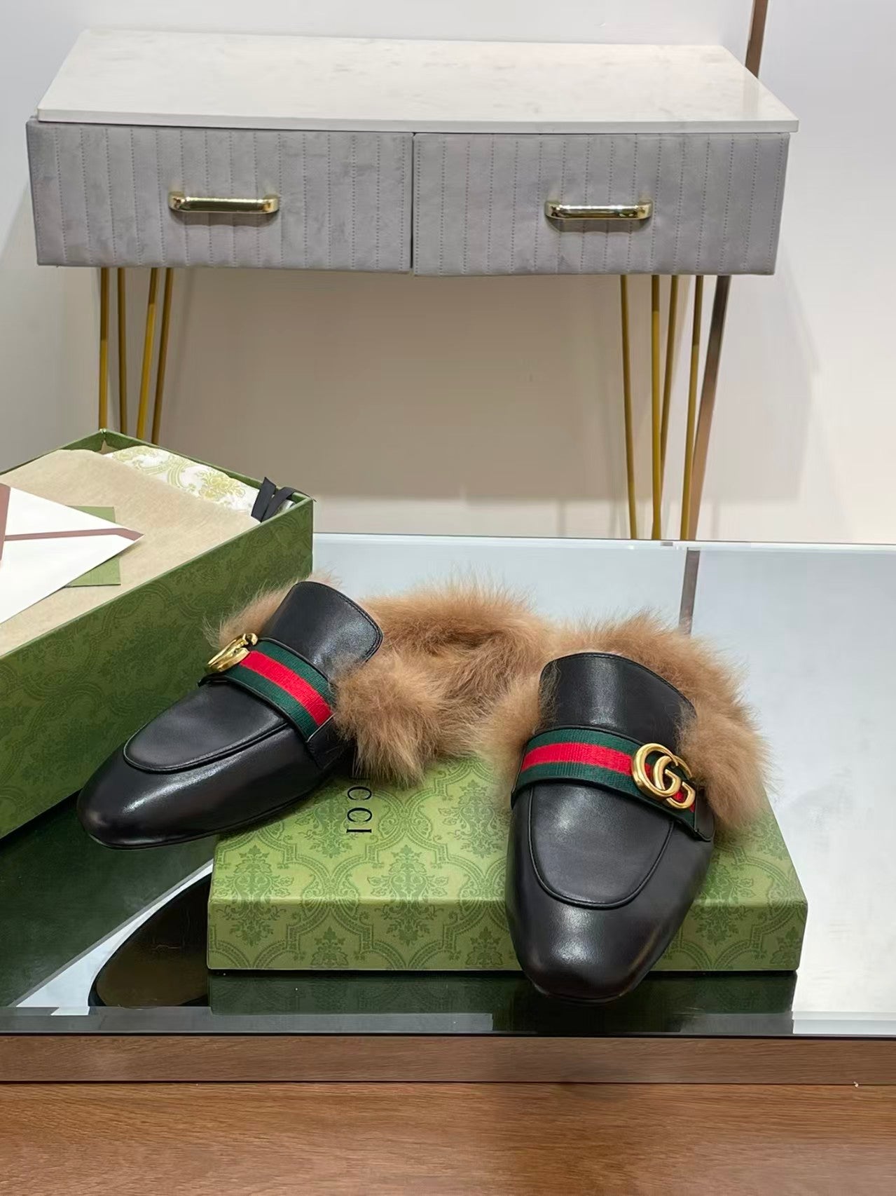 Gucci 2026 Mule With Fur Trim Black Red Green Leather