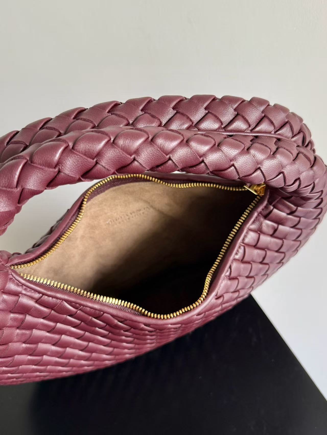 BV 2026 Veneta Bag 35cm Burgundy Lambskin