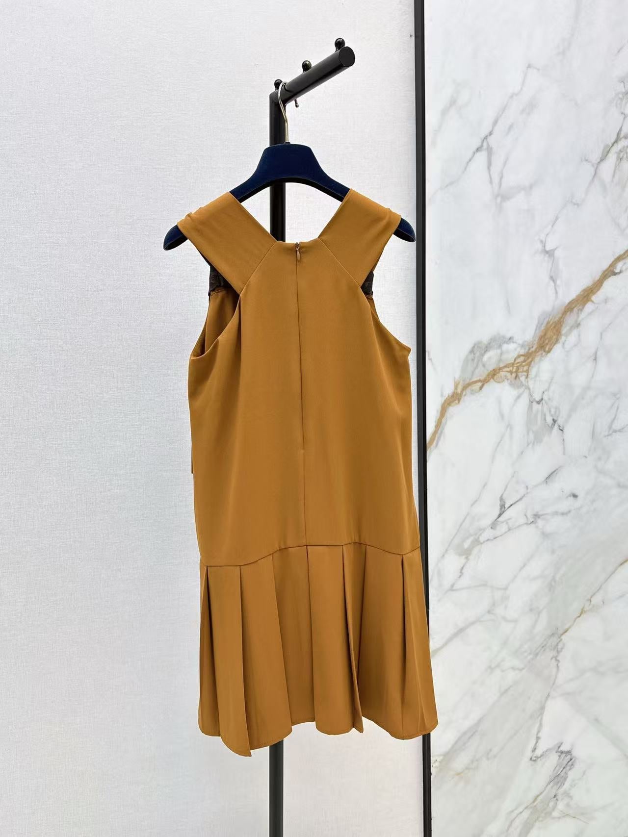 LV 2026 Monogram Knot Pleat Hem Dress Tan Polyester