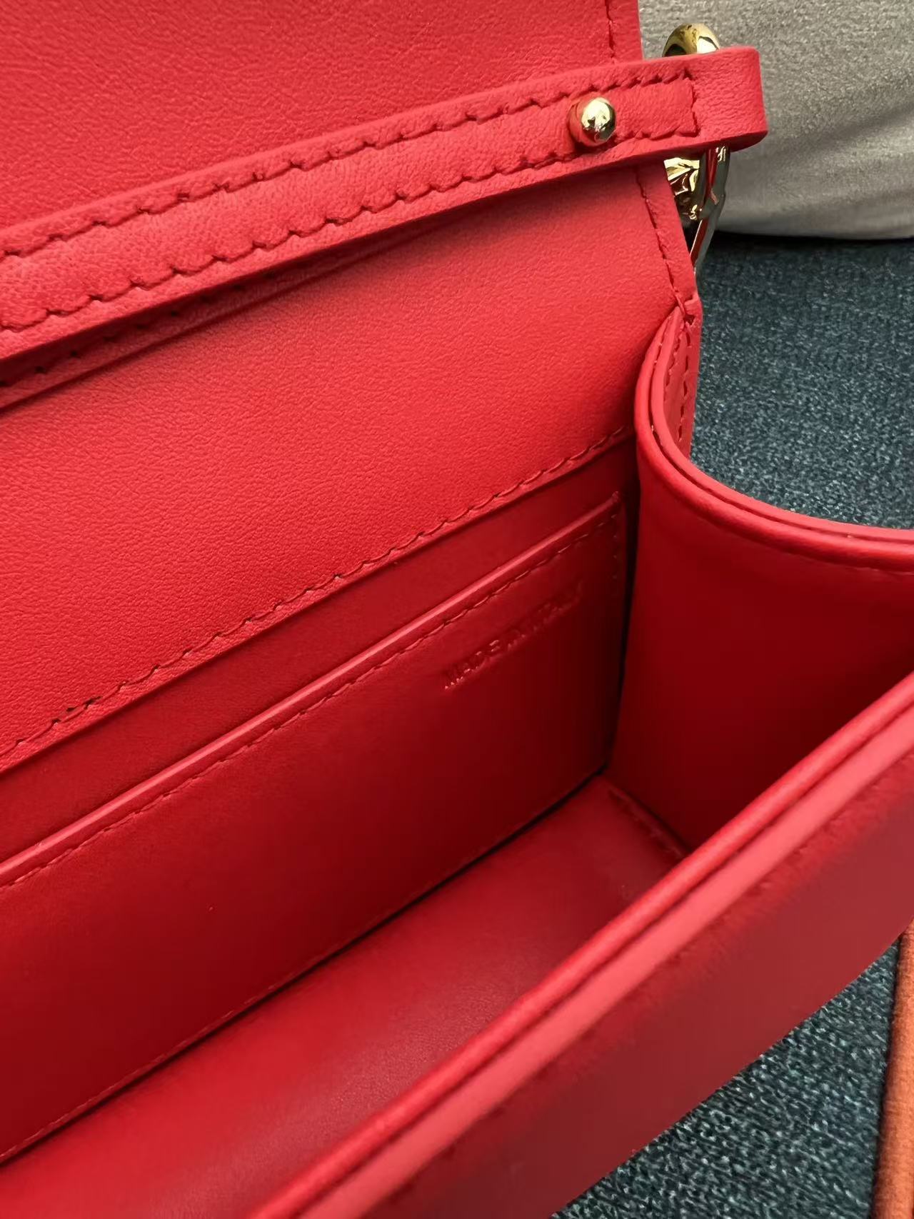 Valentino 2026 Garavani Loco Bag 20cm Red Leather