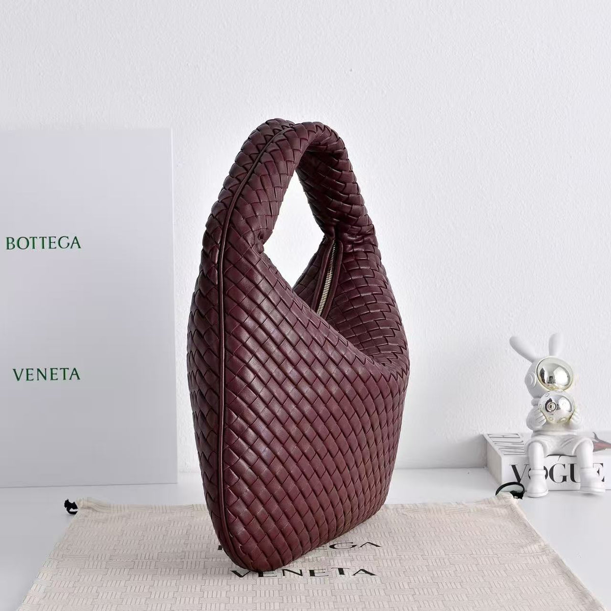 BV 2026 Veneta Bag 44cm Burgundy Lambskin