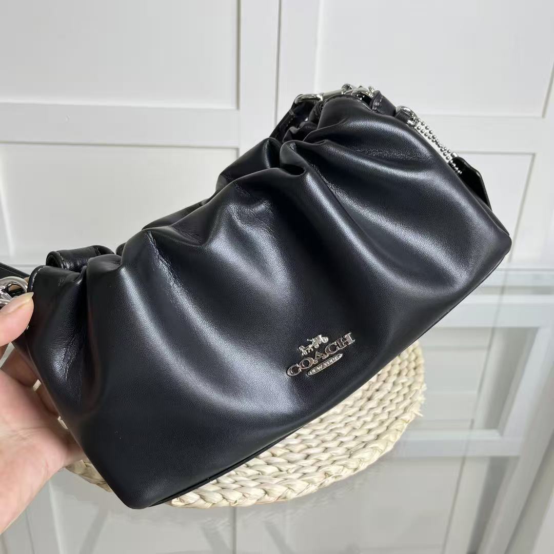 Coach 2026 Shoulder Bag 26cm Black Smooth Leather