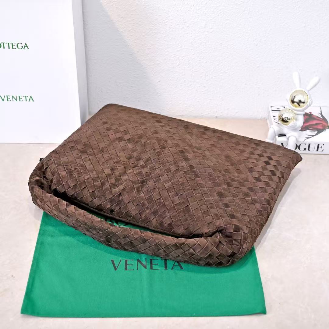 Bottega Veneta 2026 Large Hop Bag 54cm Dark Brown Suede