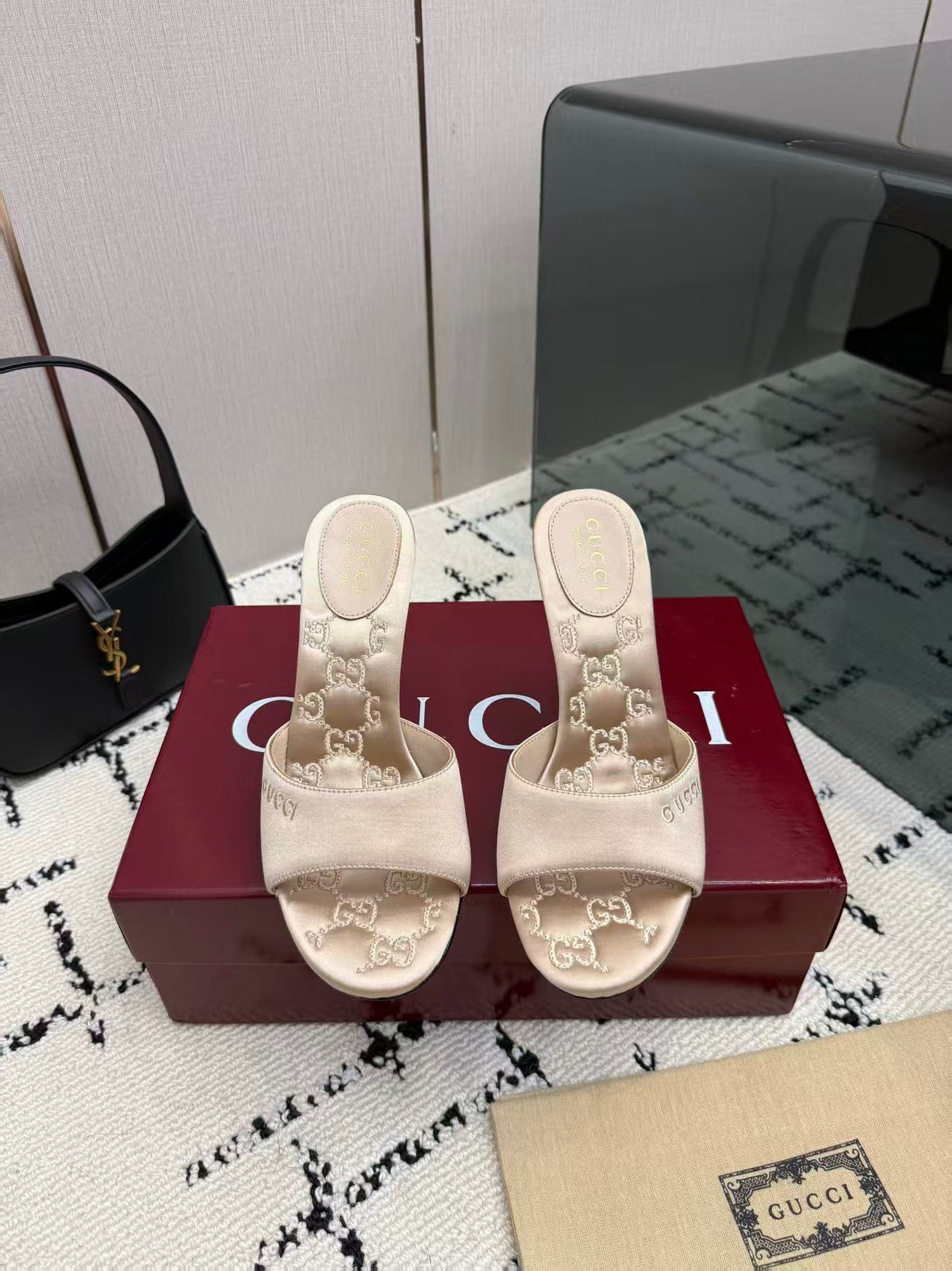 Gucci 2026 Logo-embossed Sandal 100mm Satin Leather