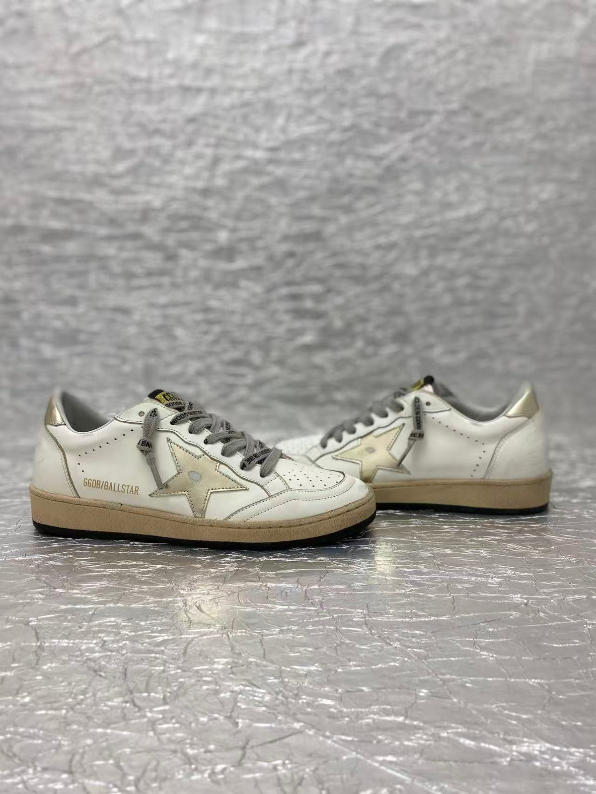 Golden Goose 2026 Ball Star With Gold Star And Heel Tab White Leather