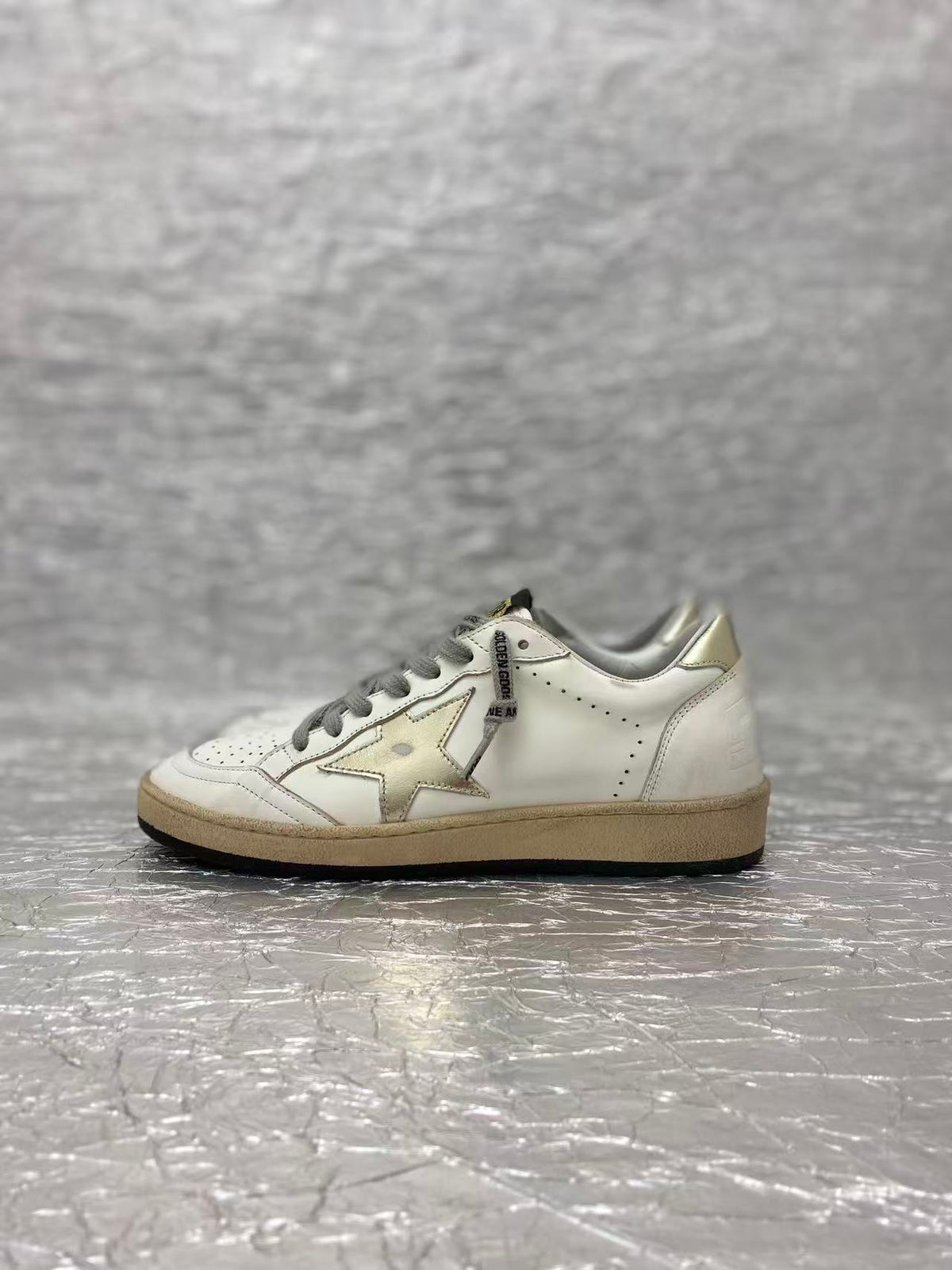 Golden Goose 2026 Ball Star With Gold Star And Heel Tab White Leather