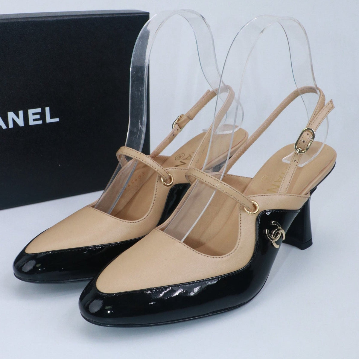 Chanel 2026 Two-Tone Slingback 70mm Black Beige Patent Leather