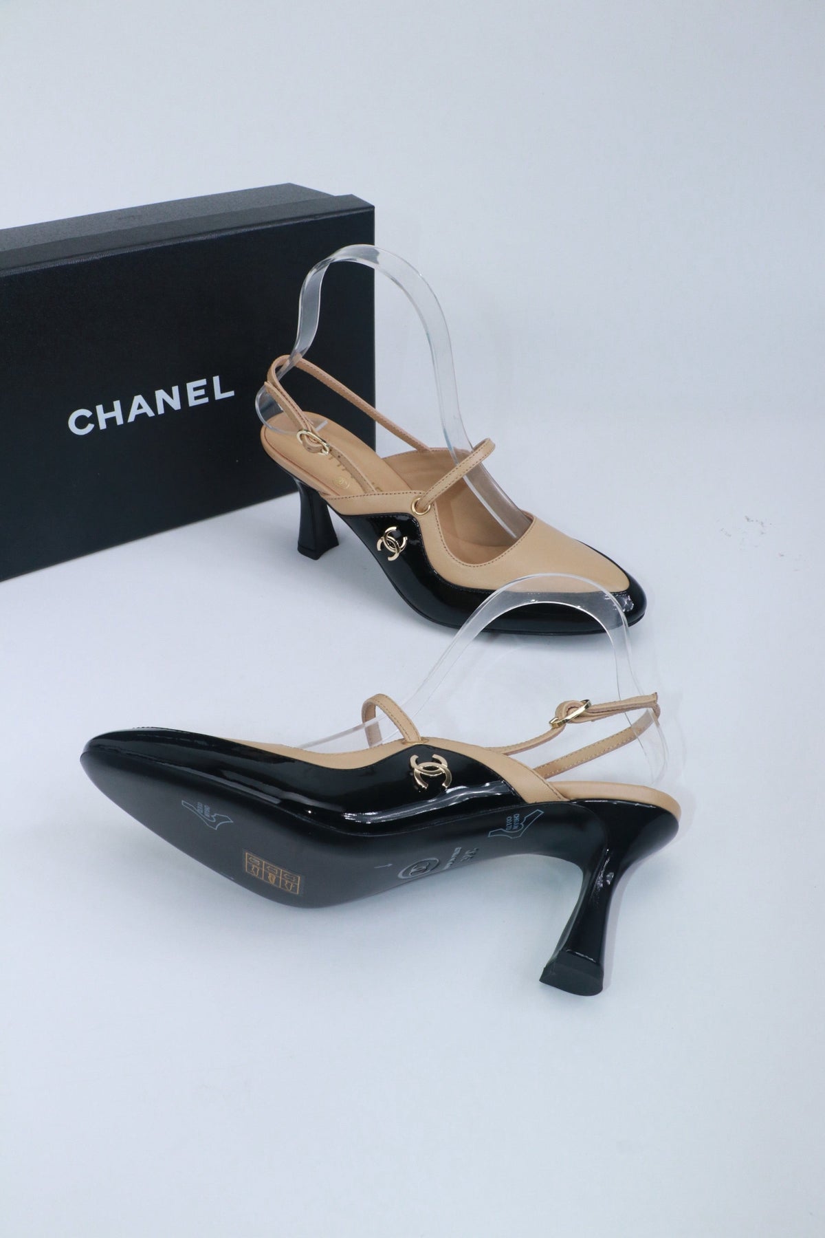 Chanel 2026 Two-Tone Slingback 70mm Black Beige Patent Leather