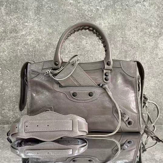 Balenciaga 2026 Le City Large Bag 46cm Crinkled Leather
