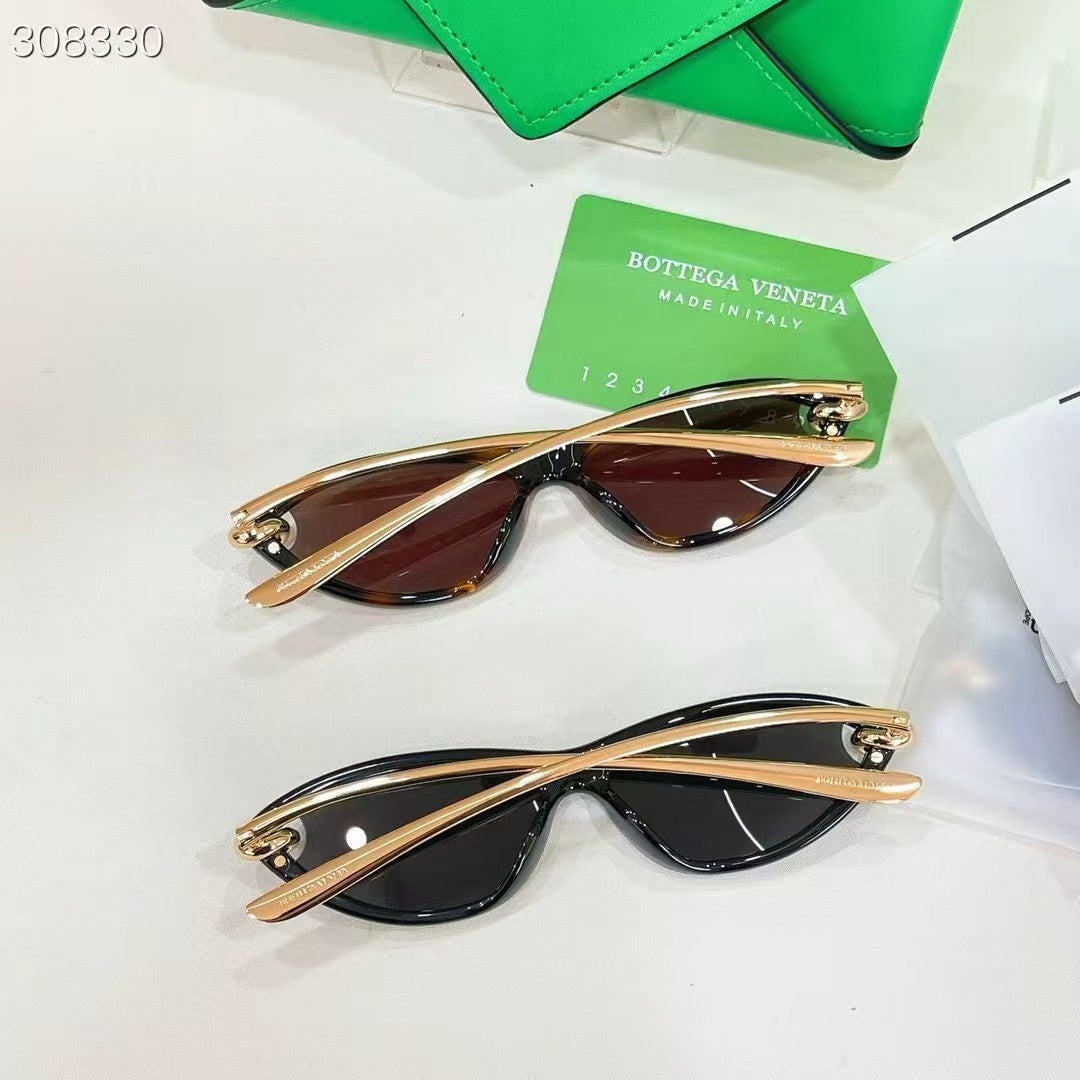 Bottega Veneta 2026 Knot Cat-Eye Sunglasses