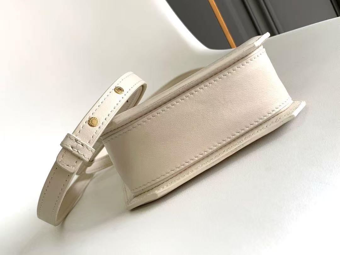 Bulgari 2026 Serpentine Tote Bag 17cm Ivory Leather
