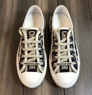 WALKN CD WHITE DEEP BLUE OBLIQUE EMBROIDERY CANVAS