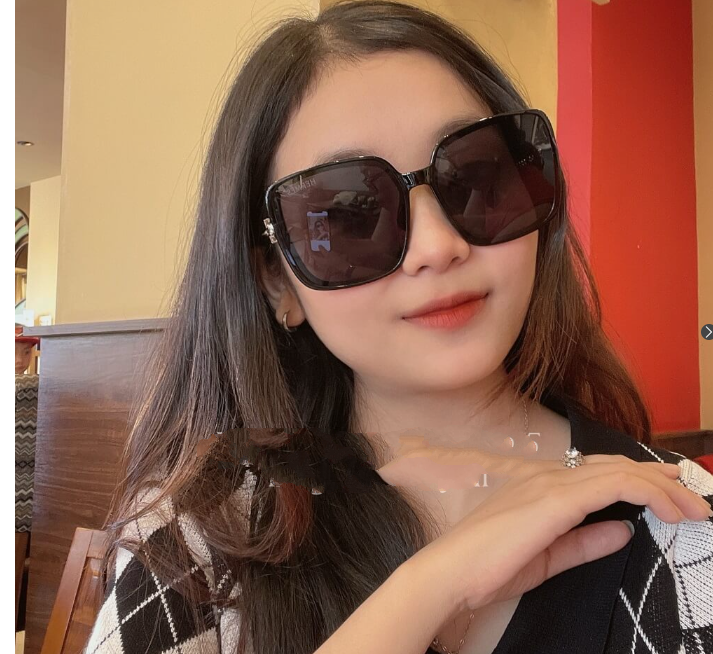 SQUARE FRAME SUNGLASSES  567447 IN ACETATE