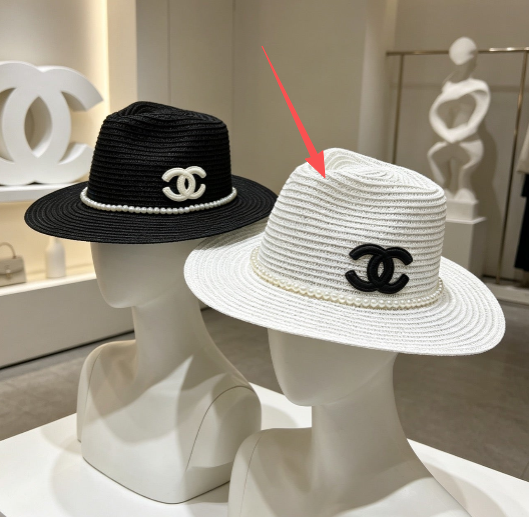 Chanel Straw Hat With Pearl and Logo 280796
