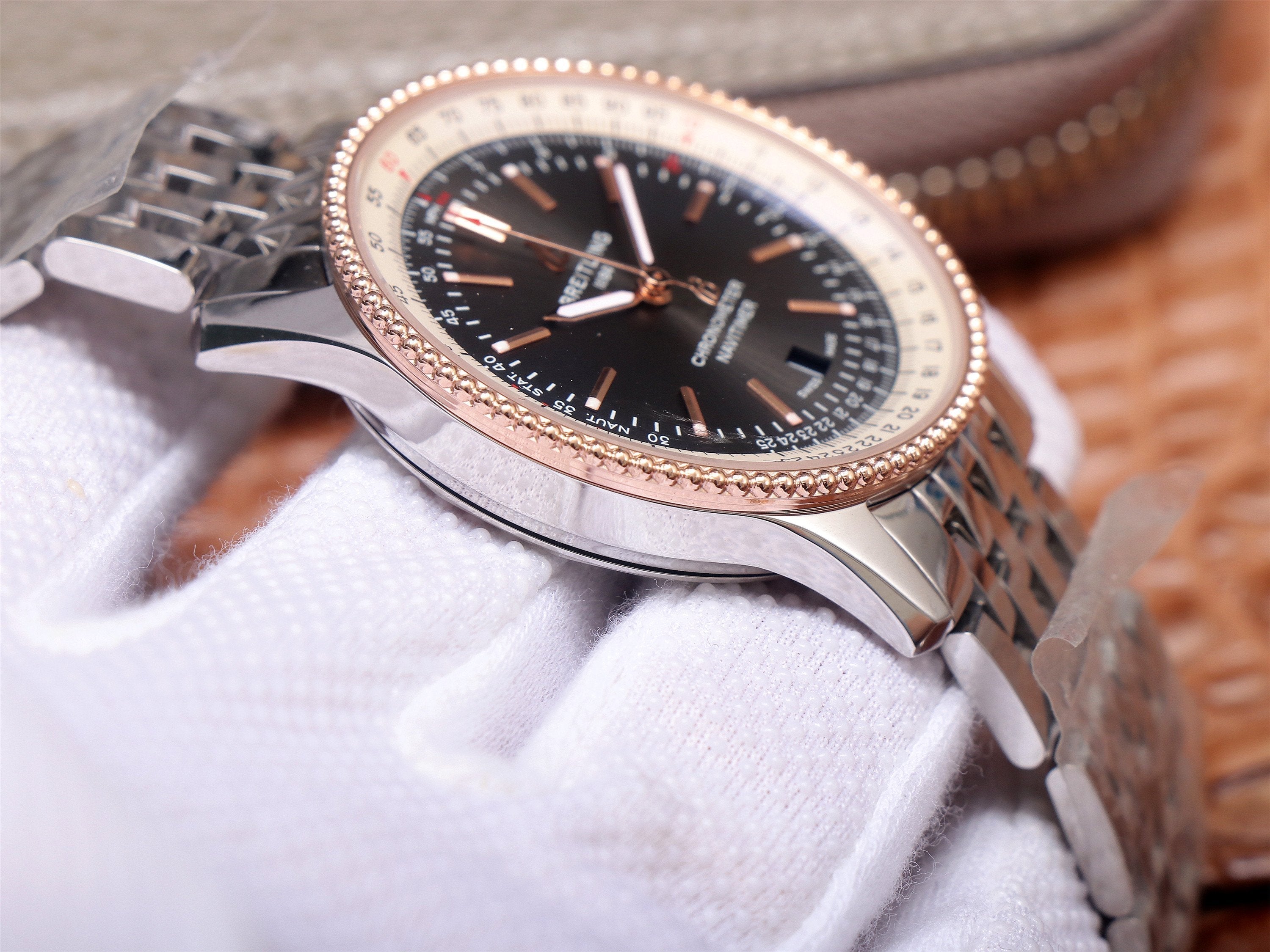 NAVITIMER CHRONOMETER 41MM ROSE GOLD GREY DIAL
