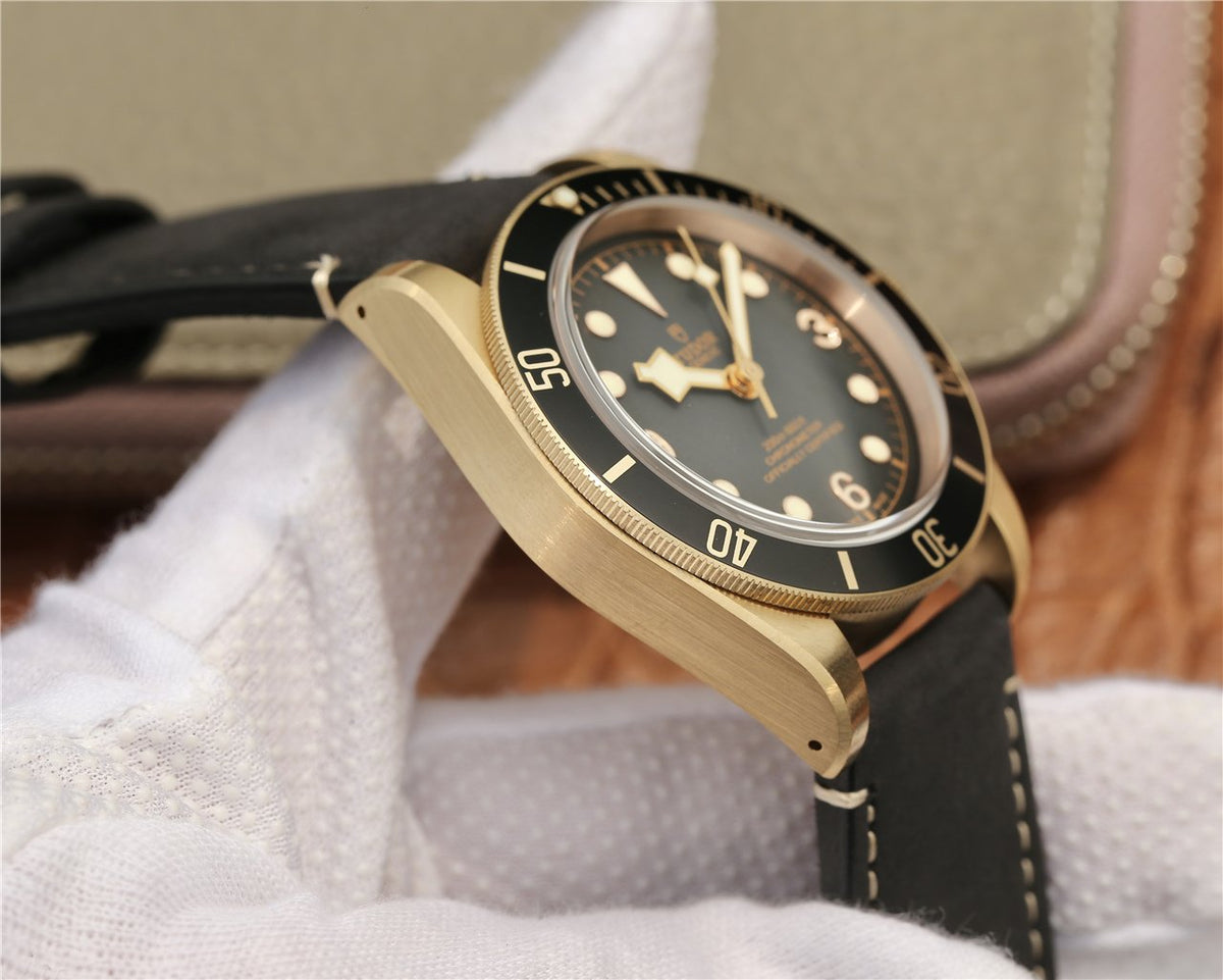 BLACK BAY DIVER 43MM BRONZE GREY DIAL