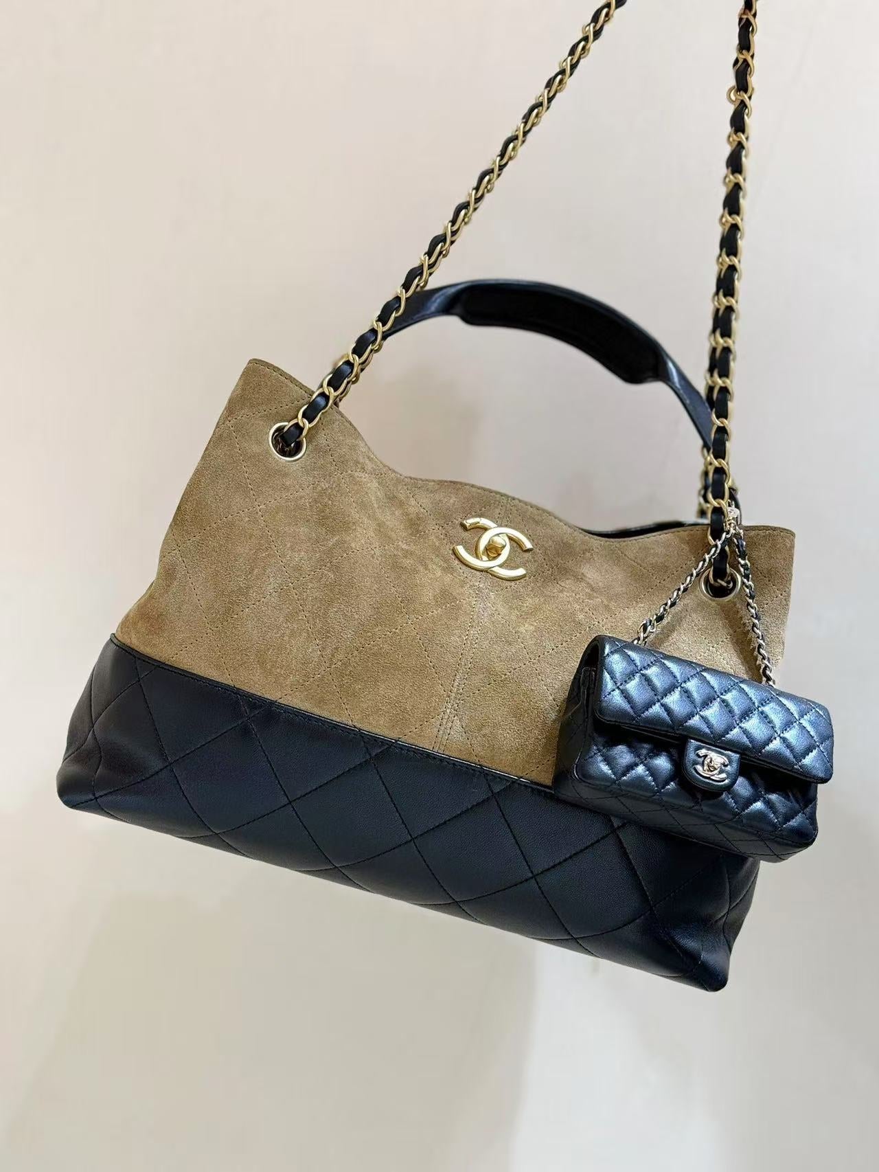 CC Tote bag Black mix Beige Suede Calfskin