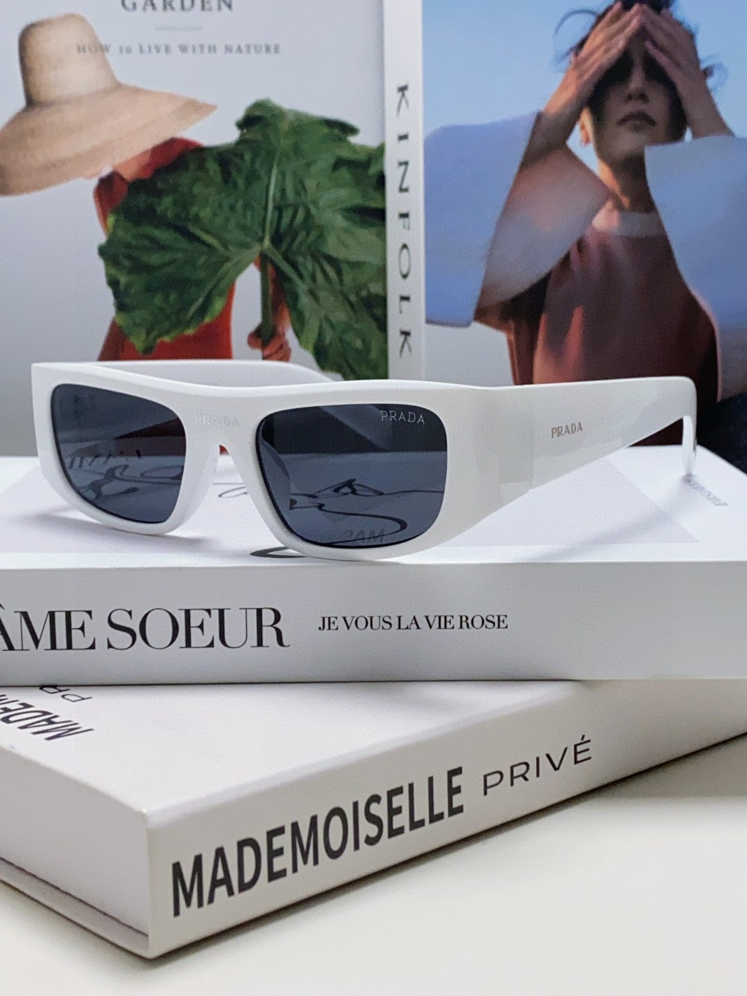 Prada Sunglasses 558299