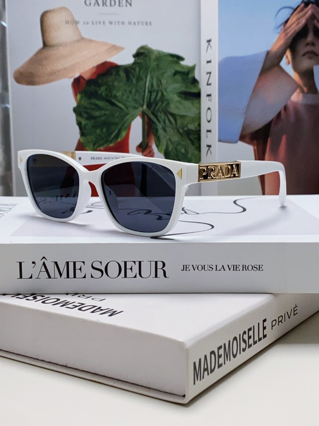 Prada Sunglasses 558302