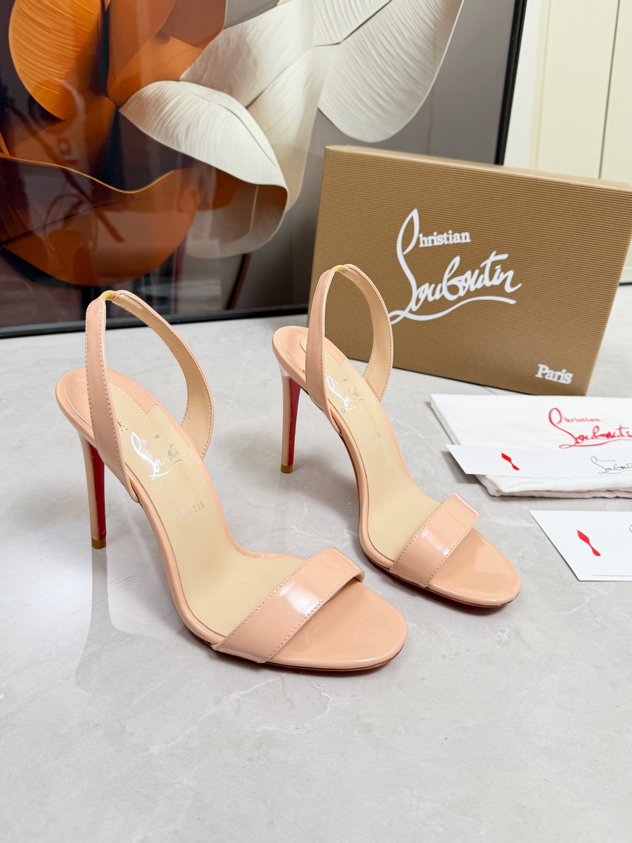 Christian Louboutin Loubi Queen Sandal Patent Leather 838983