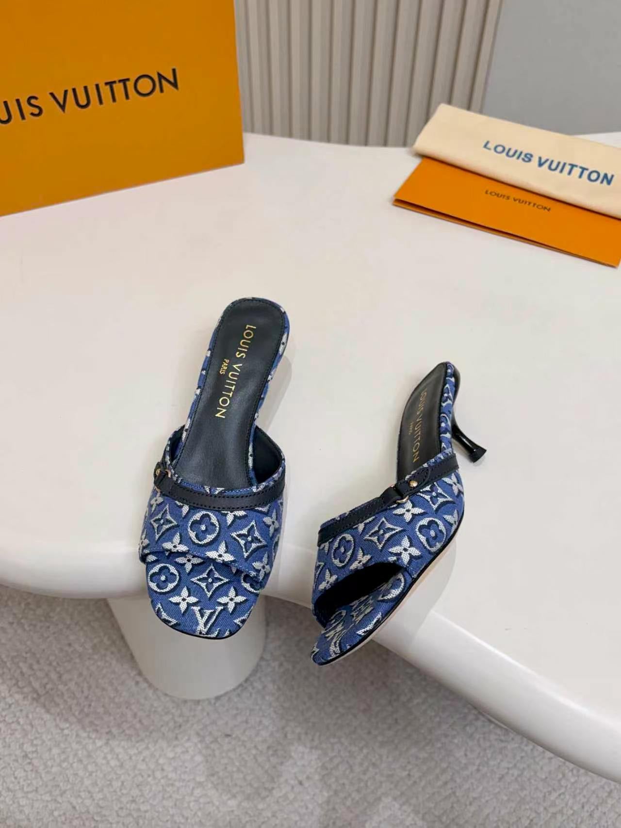 LV 2026 6AM Mule Canvas Leather 957076