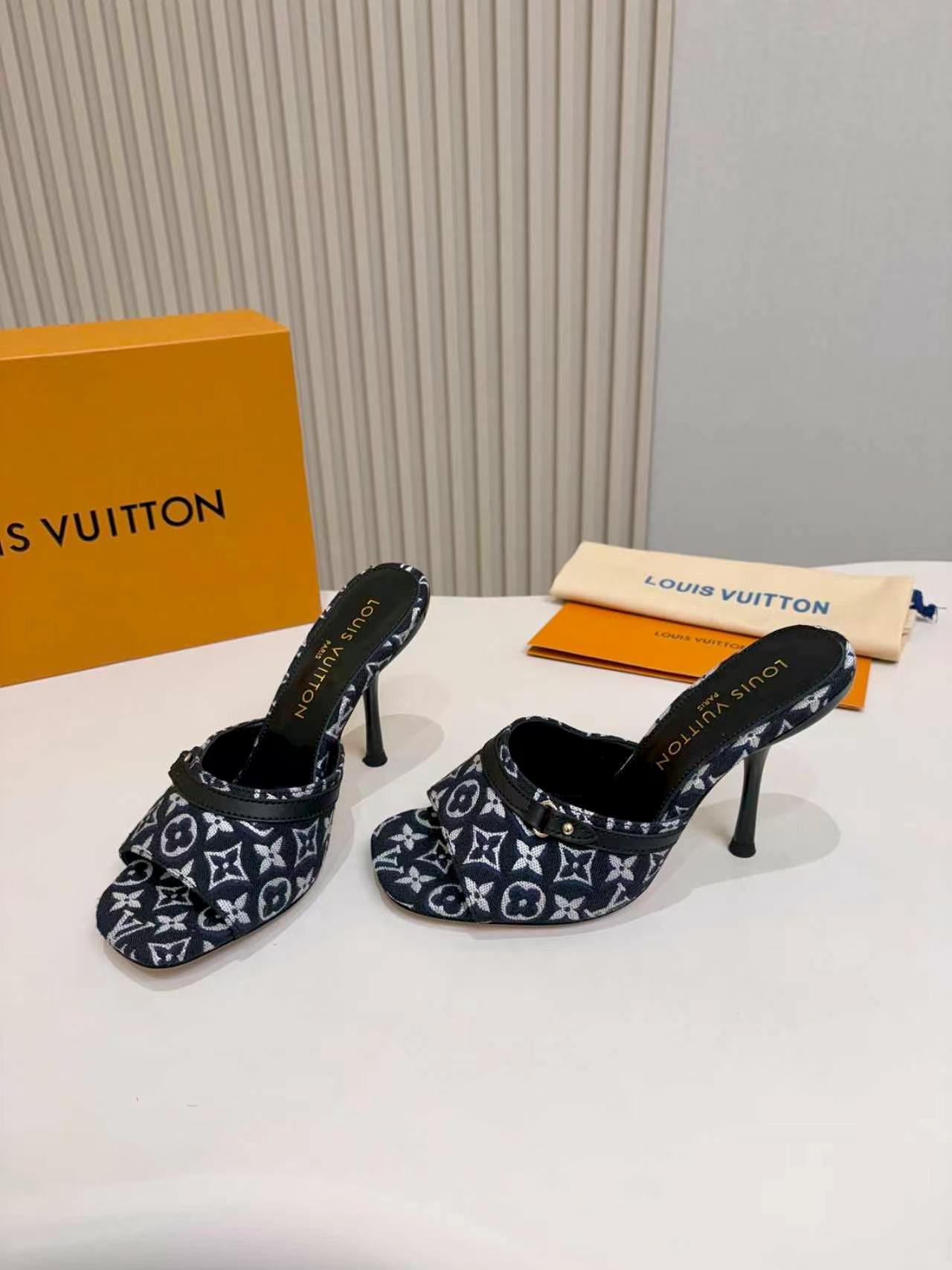 LV 2026 6AM Mule Canvas Leather 957076