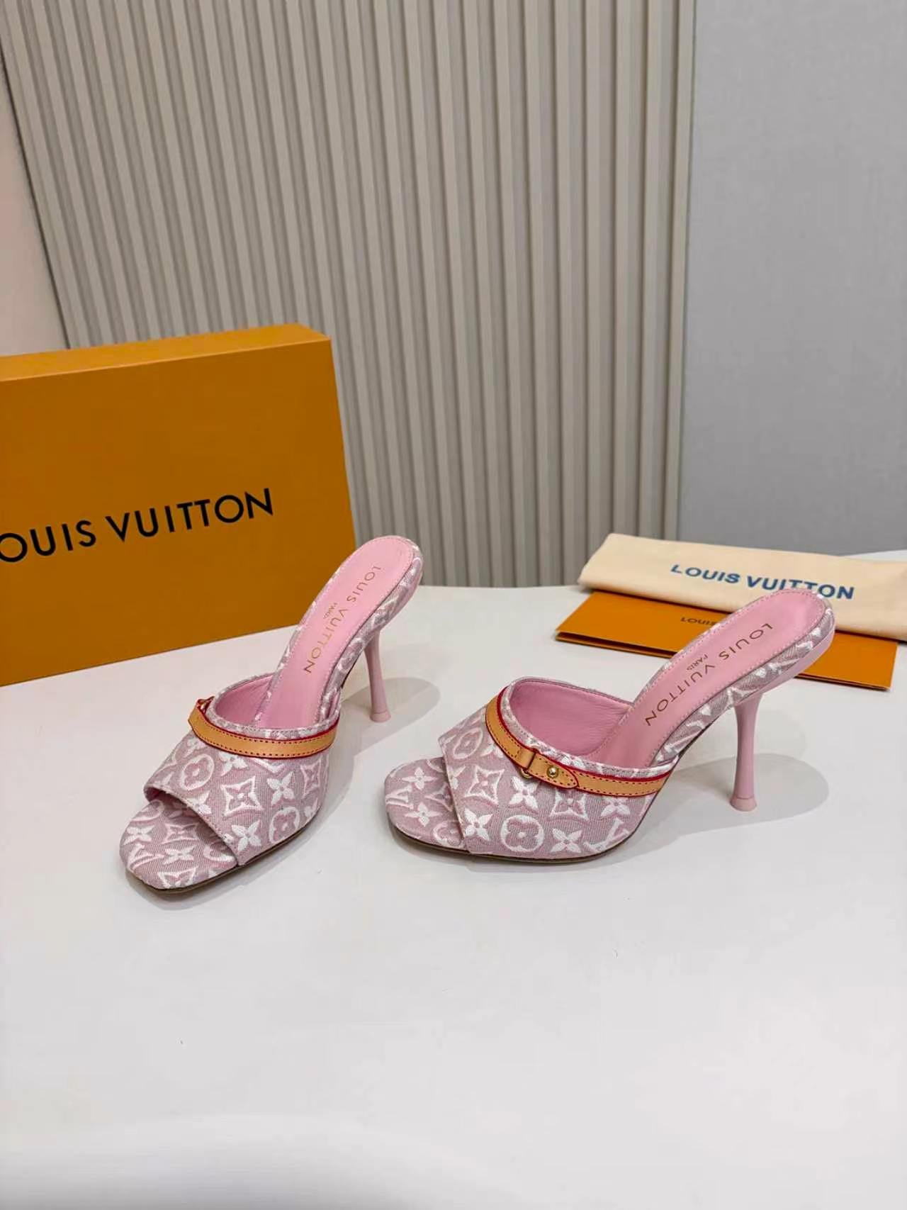 LV 2026 6AM Mule Canvas Leather 957076