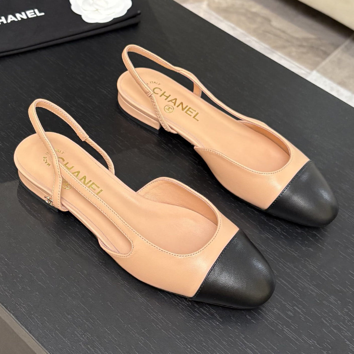 Chanel 2026 Two-Tone Shoe Cowhide 168113
