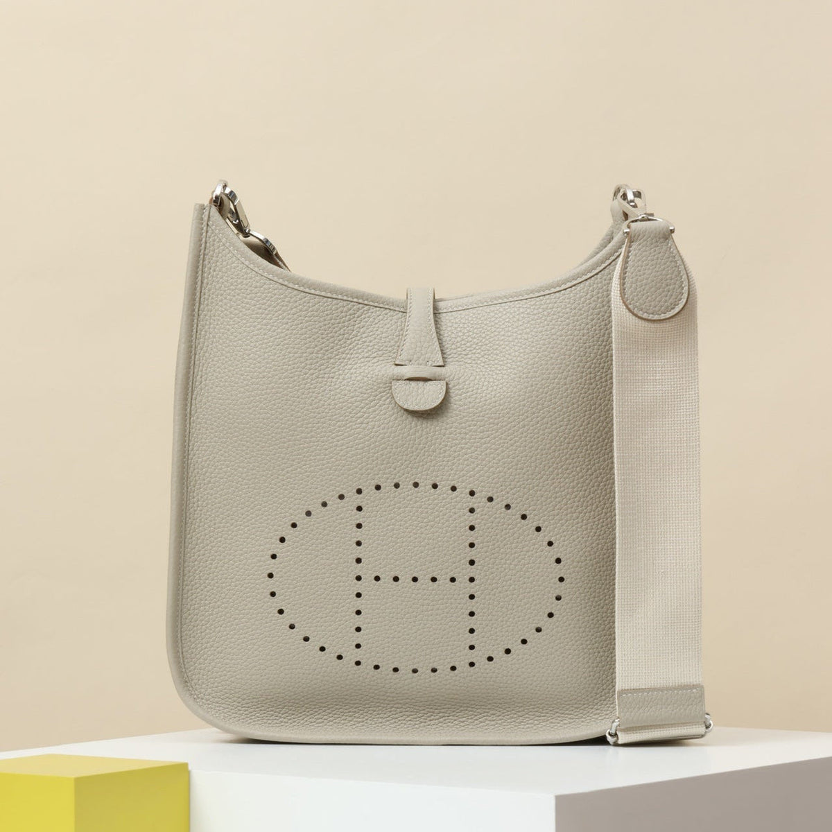 High-end Hermes 2026 Evelyne 30cm Clemence Calfskin