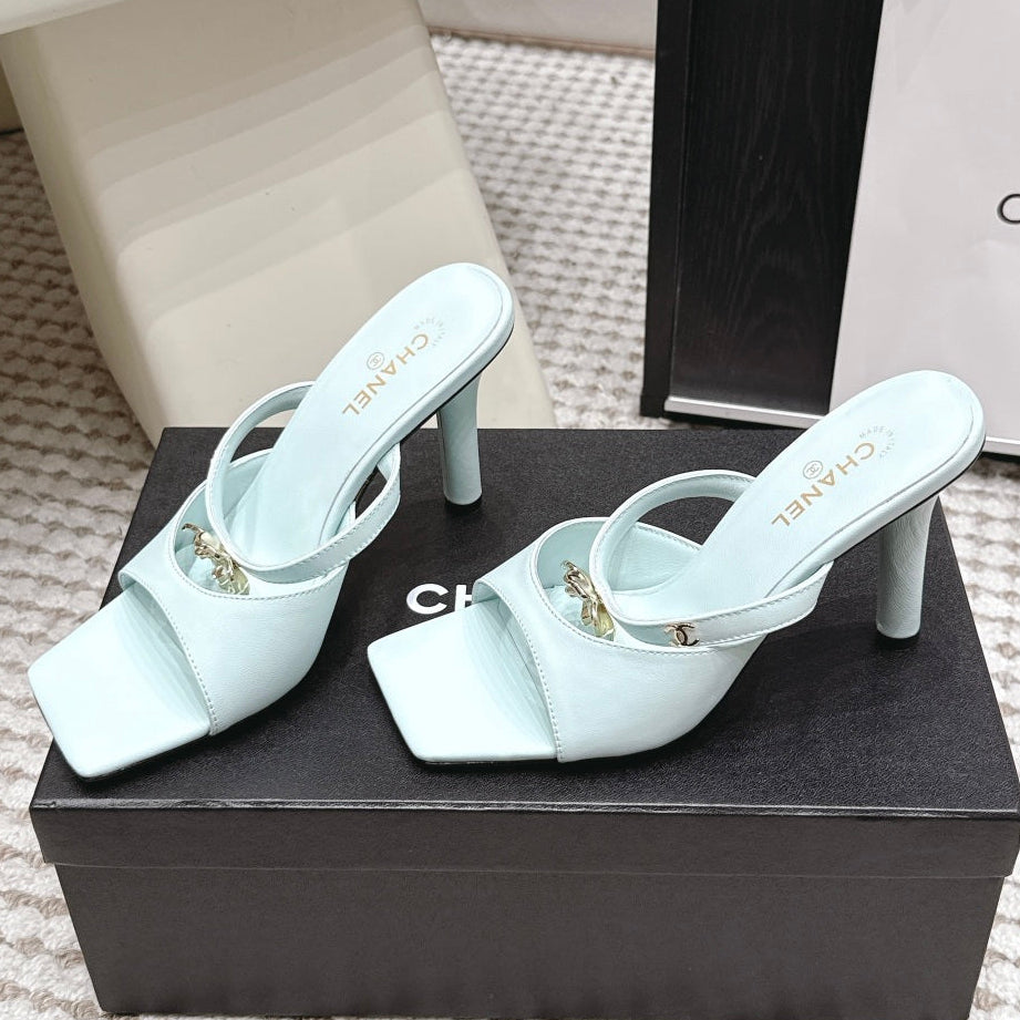 Chanel 2026 High-Heeled Crocodile-Patterned Sandal Leather 930661