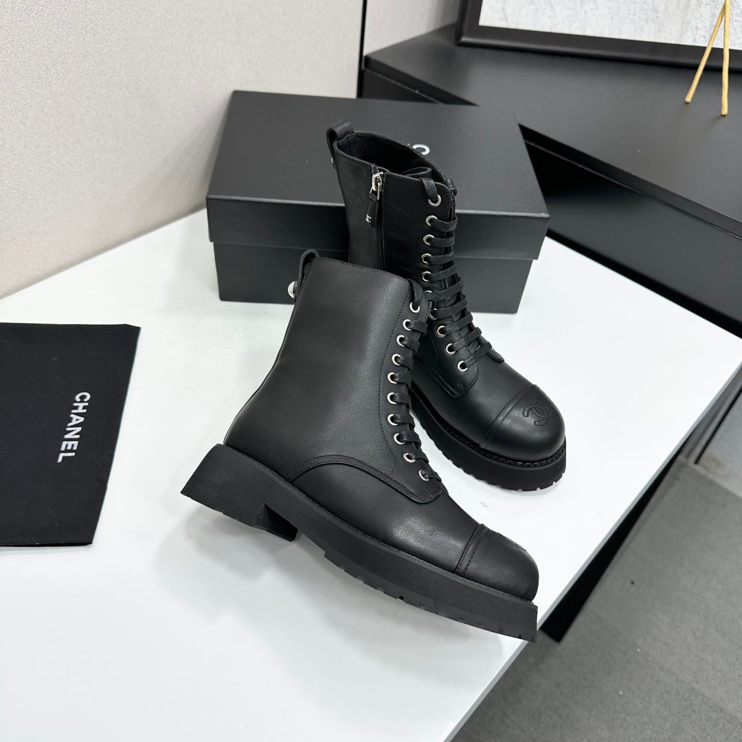Chanel 2026 Platform Lace-up Martin Boots Cowhide 944604