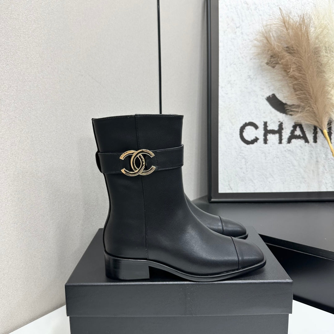 Chanel 2026 Metiers D'art Boots 45mm Suede Cowhide 986193