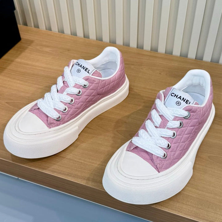 Chanel 2026 Low-Top Sneakers Fabric 986921