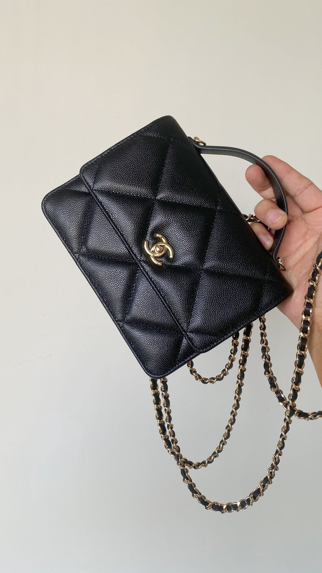 Chanel 25 Bag 18cm Black Lambskin