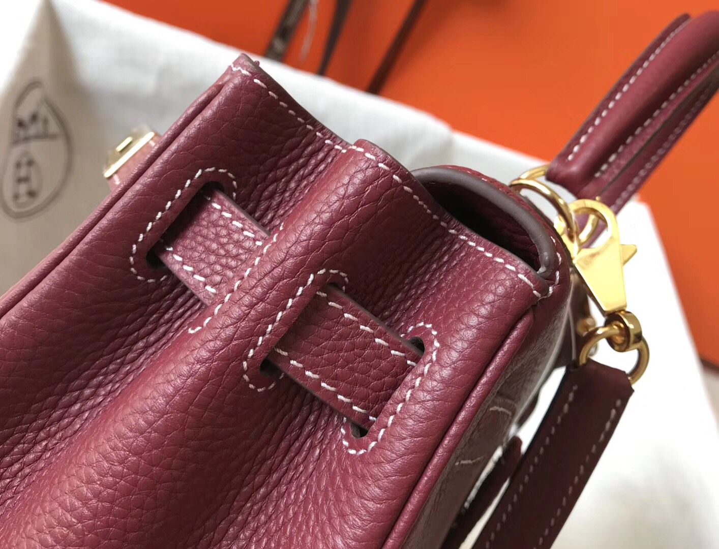 HM KELLY 28CM BURGUNDY TOGO LEATHER GOLD HARDWARE