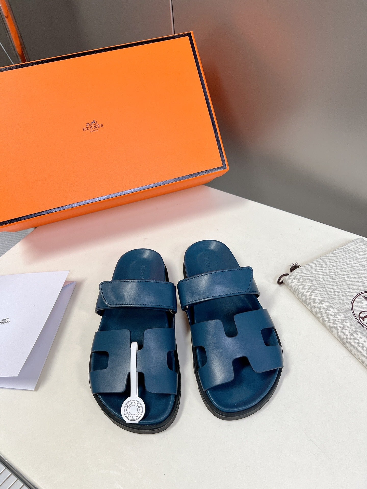 Hermes 2026 Chypre Sandal Calfskin 664459
