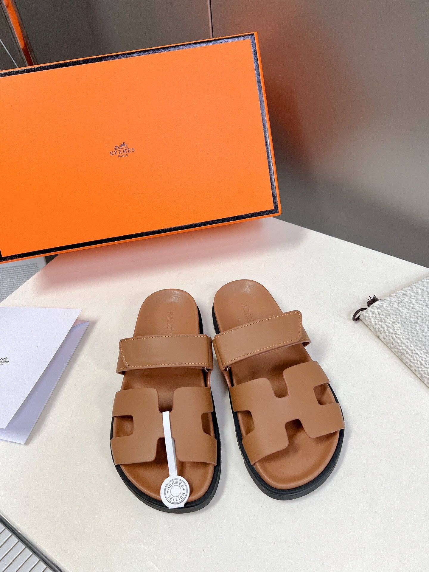 Hermes 2026 Chypre Sandal Calfskin 664459