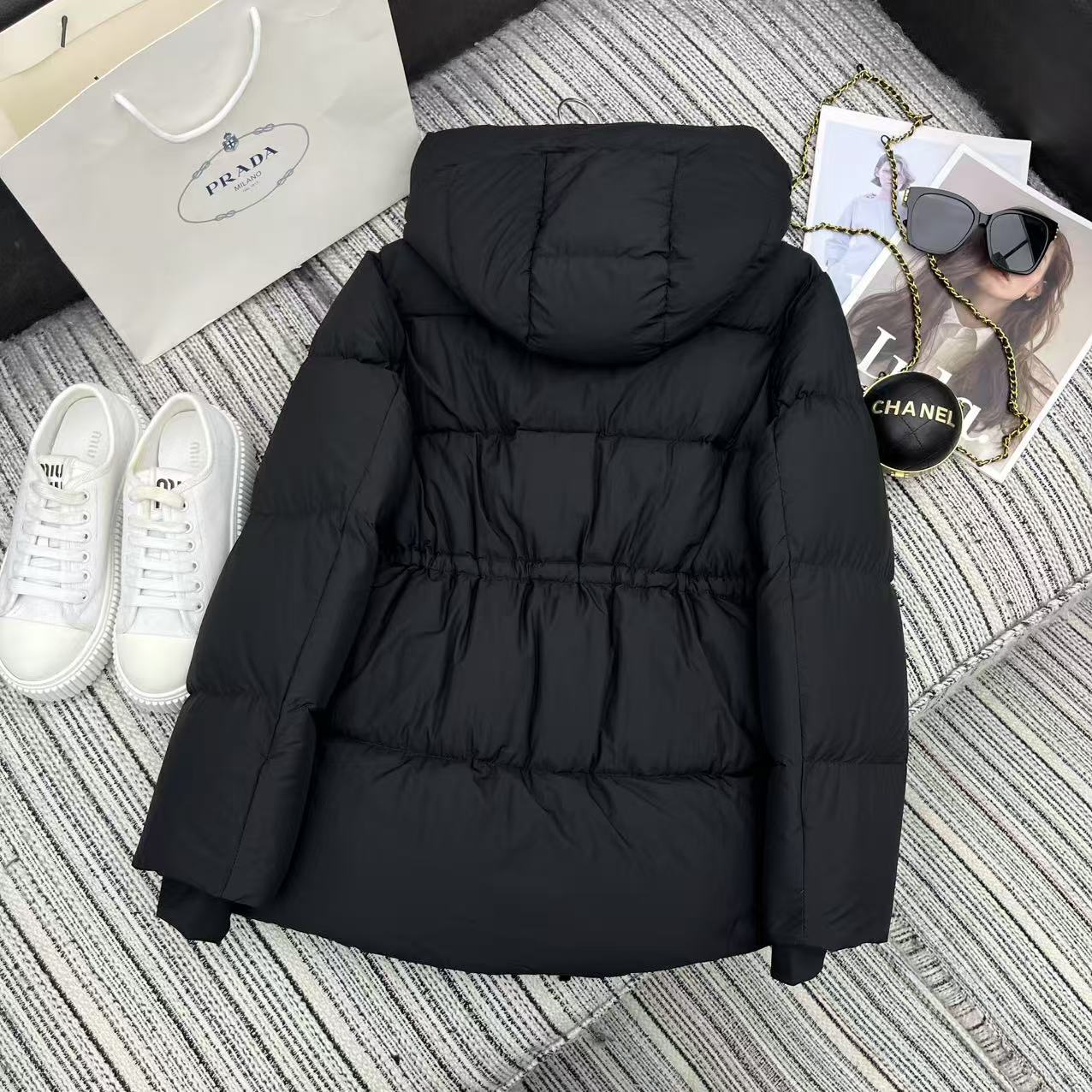 Prada 2025 Drawstring Waist Hooded Mig-length Jacket Down Polyester