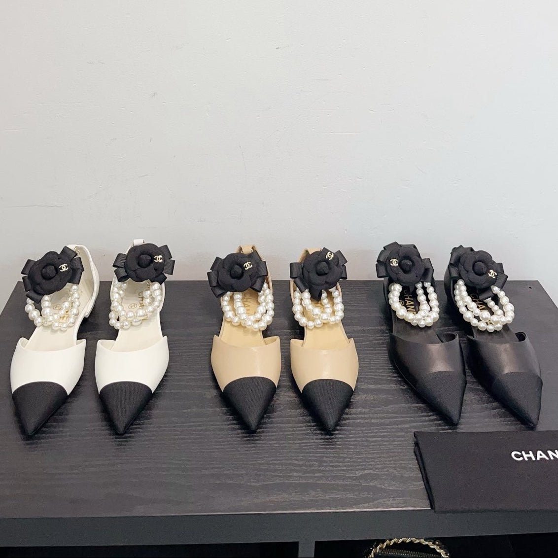 CC 26 Flat Slingback With Pearl Ankle Strap Lambskin Fabric