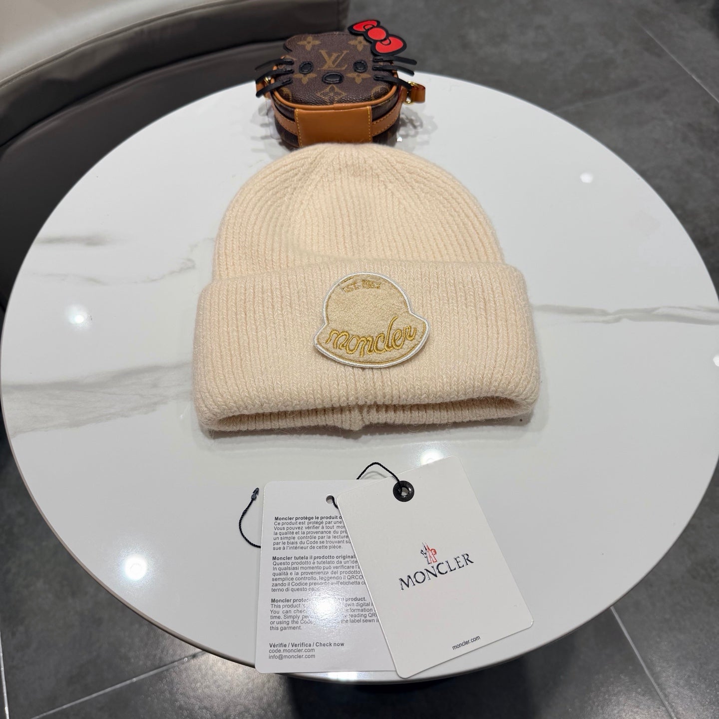 Moncler Logo-patch Beanie 435073