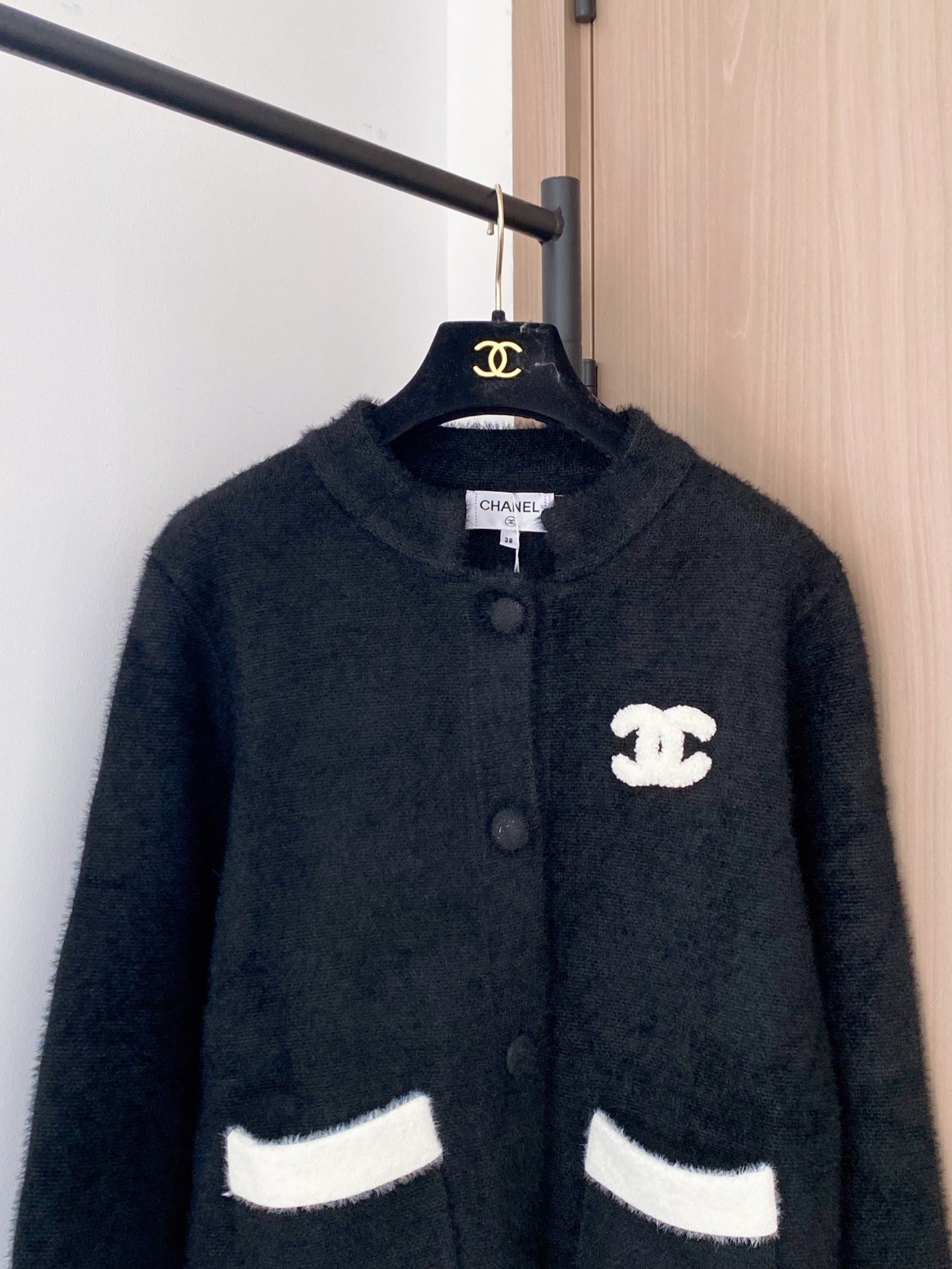 Chanel 2025 Cardigan Black and White Wool 331291