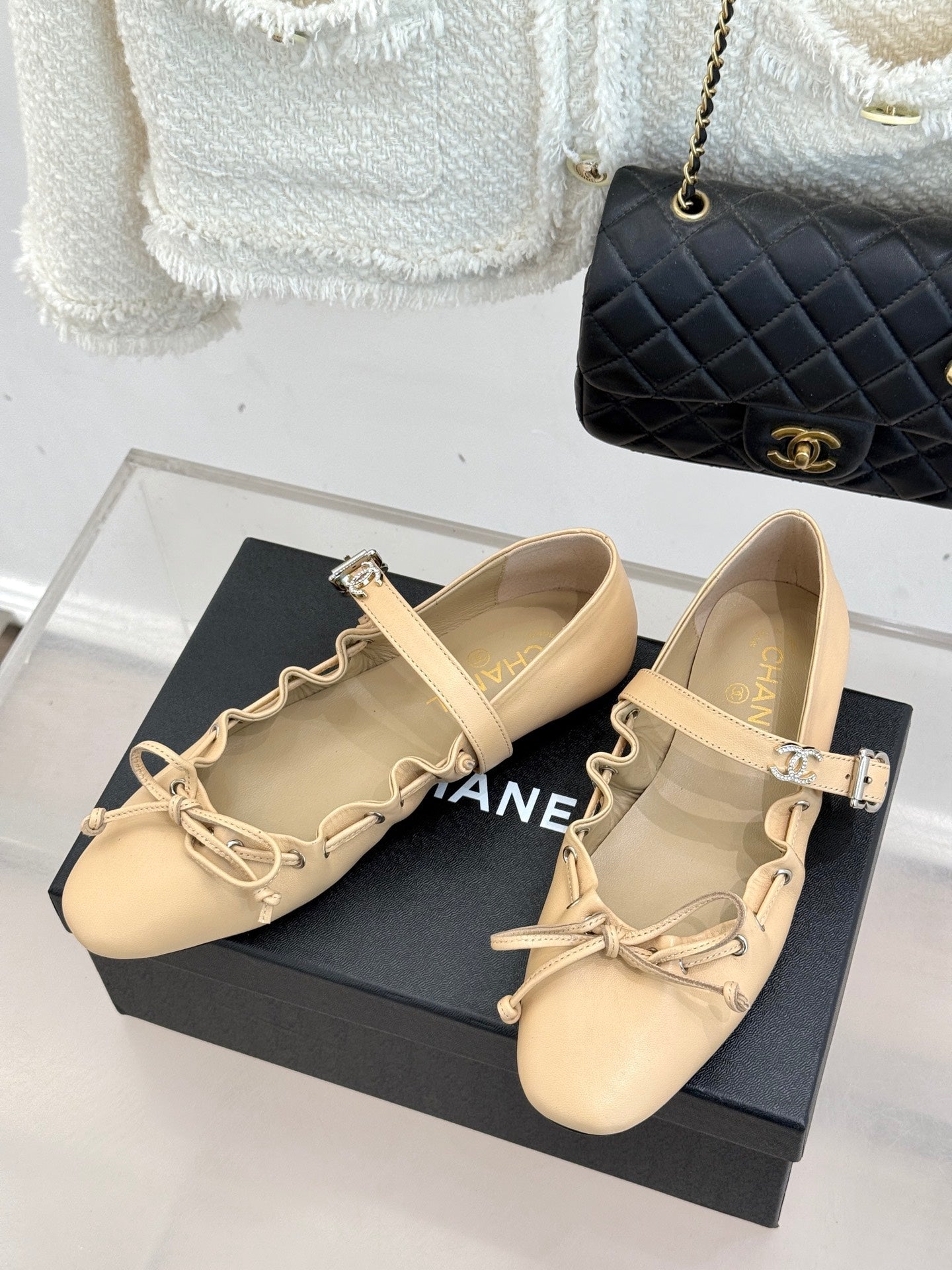 CC 2026 Vintage Bow Tie Ballet Flat Sheepskin