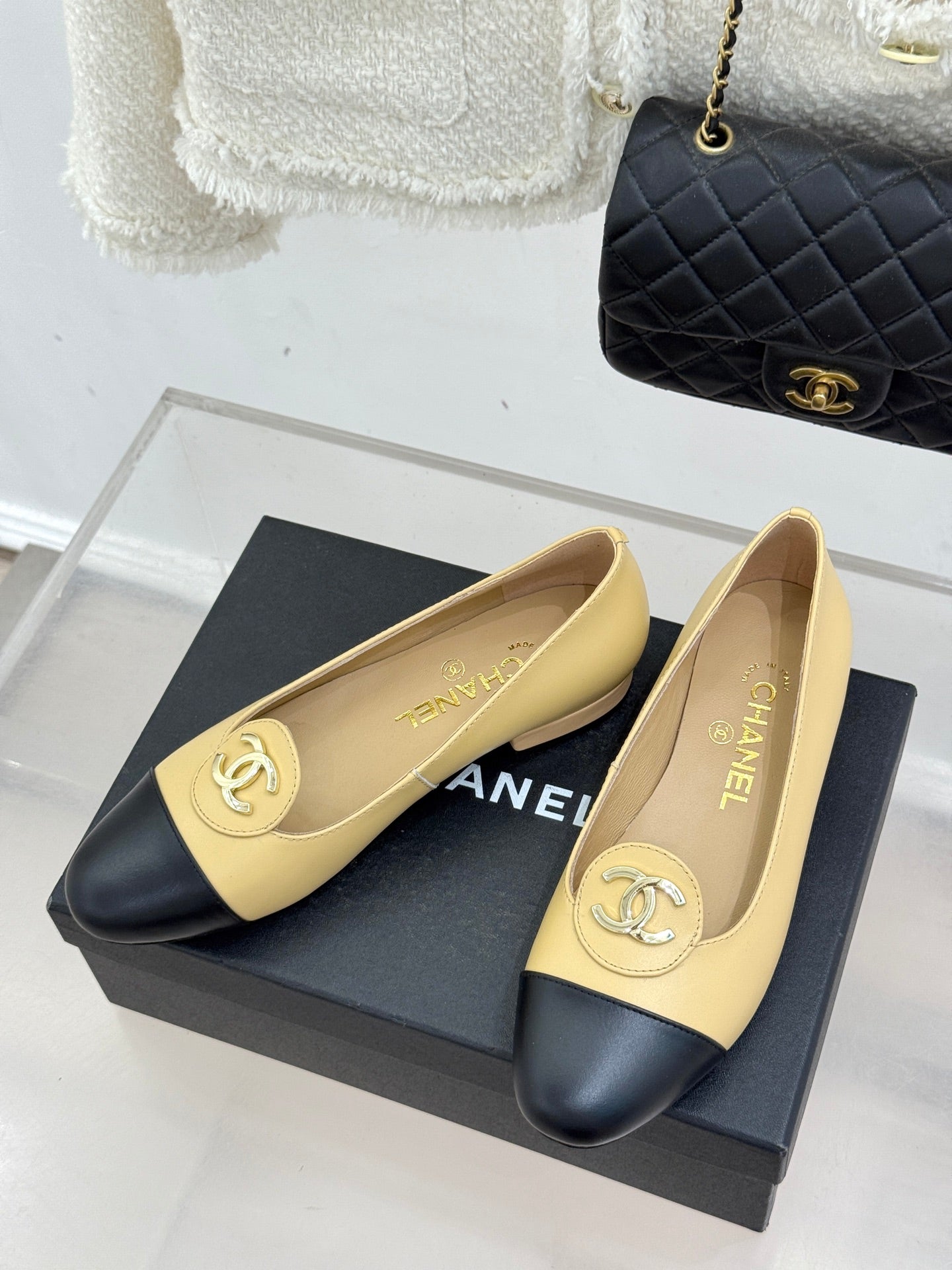 CC 2026 Loafers Sheepskin Gold Logo