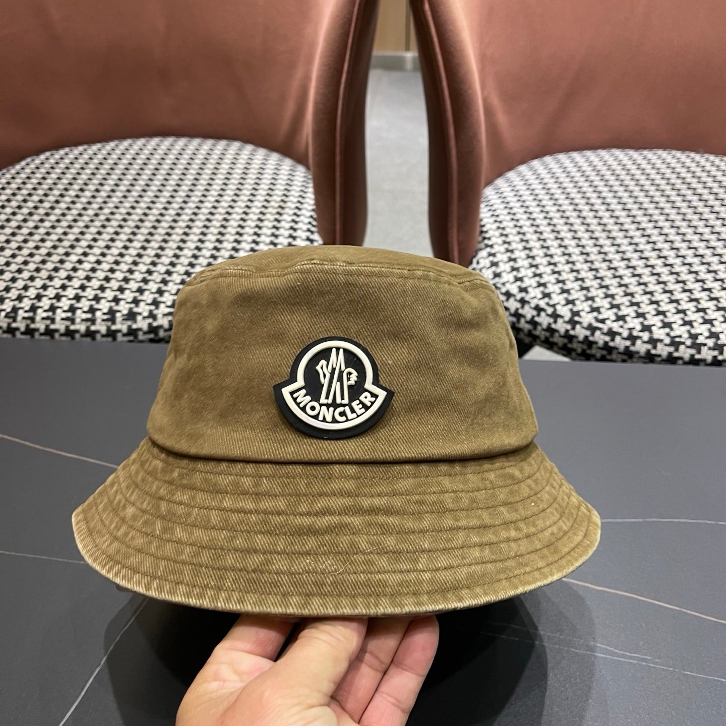 Moncler Embroidered Logo Bucket Hat 221110